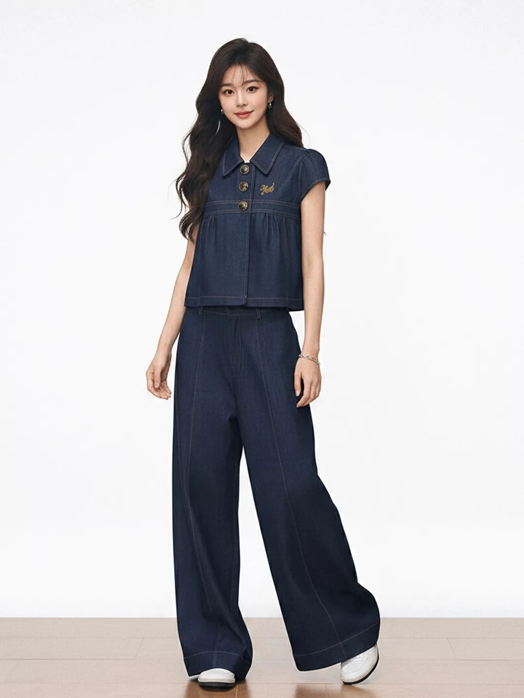 Summer Fashionable Women's Denim Shirt Top And Wide Leg Pants Two-Piece Set High Waist Straight Cut Short Sleeve High Collar
Summer Fashionable Women's Denim Shirt Top And Wide Leg Pants Two-Piece Set High Waist Straight Cut Short Sleeve High Collar