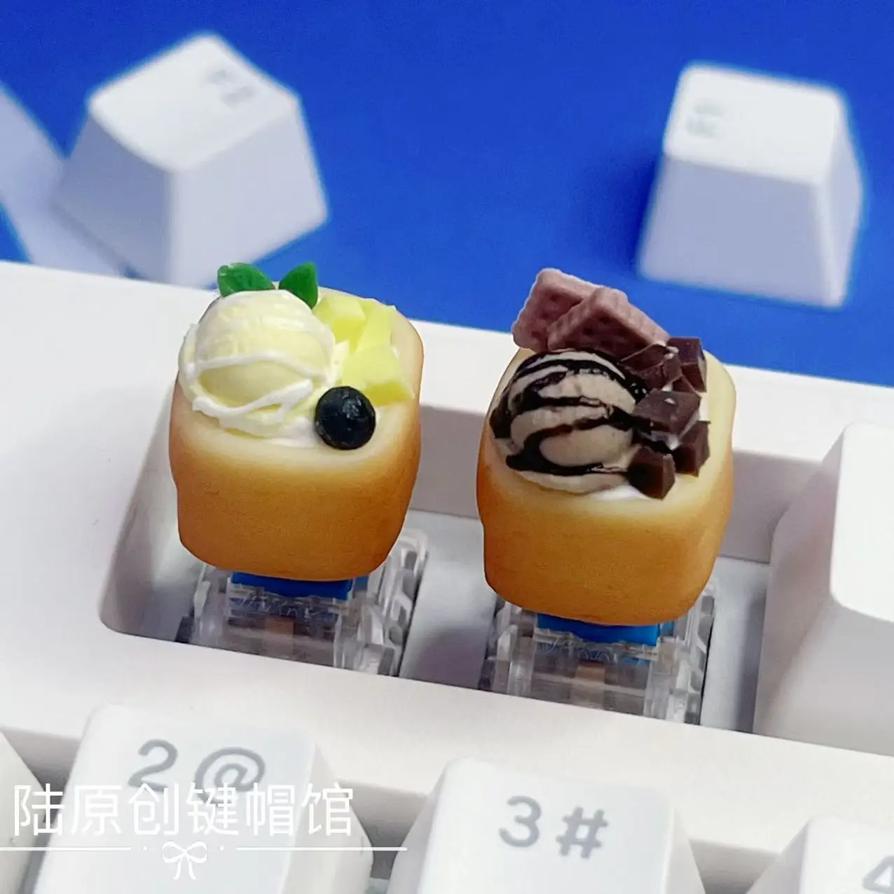 Mini Sides Dessert Bread Keycaps Creative Fruit Ice Cream Toast Universal Axis Mechanical Keyboard Keycaps
Mini Sides Dessert Bread Keycaps Creative Fruit Ice Cream Toast Universal Axis Mechanical Keyboard Keycaps