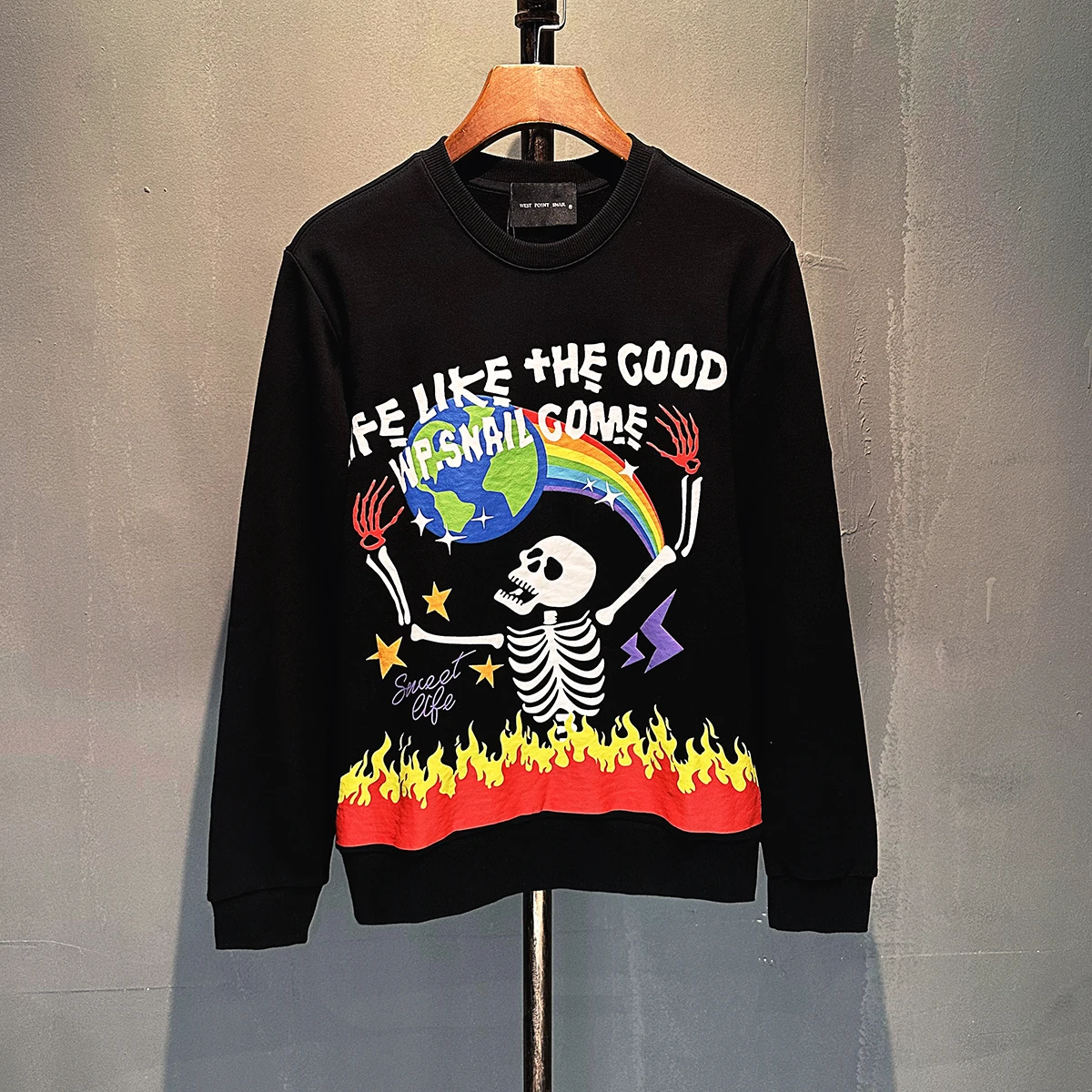 Модные парные толстовки американского бренда для мужчин, осенне-зимняя одежда, хлопковая толстовка с принтом Fong Proc save the Earth.
Модные парные толстовки американского бренда для мужчин, осенне-зимняя одежда, хлопковая толстовка с принтом Fong Proc save the Earth.