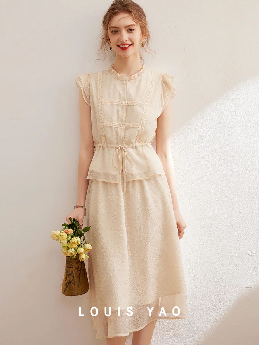 LOUIS YAO Summer Women's Set 2025 Three Dimensional Embossed Two Piece Set Double layered Lotus Leaf Flying Sleeve Top and Skirt
LOUIS YAO Summer Women's Set 2025 Three Dimensional Embossed Two Piece Set Double layered Lotus Leaf Flying Sleeve Top and Skirt
