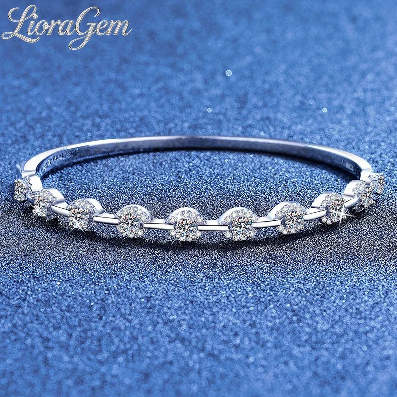 LioraGem Full Sky Star Hollow-out Moissanite Bracelet, Brilliant High-Quality Diamond-Studded Bangle Platinum PT950 Stamp
LioraGem Full Sky Star Hollow-out Moissanite Bracelet, Brilliant High-Quality Diamond-Studded Bangle Platinum PT950 Stamp