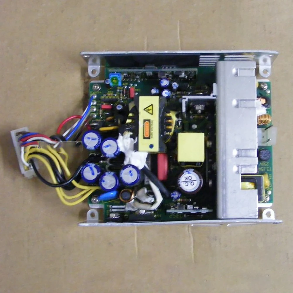 Для двустороннего импульсного источника питания DLN-Z123 5 В 1 А, 12 В 10 А
Для двустороннего импульсного источника питания DLN-Z123 5 В 1 А, 12 В 10 А