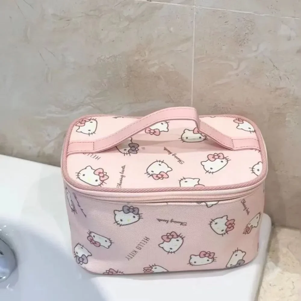 Kawaii Anime Sanrio Ins Fashion Print Large Capacity Makeup Bag Cute Kt Cat Hello Kitty Portable Tote Storage Bag Gifts Toys
Kawaii Anime Sanrio Ins Fashion Print Large Capacity Makeup Bag Cute Kt Cat Hello Kitty Portable Tote Storage Bag Gifts Toys