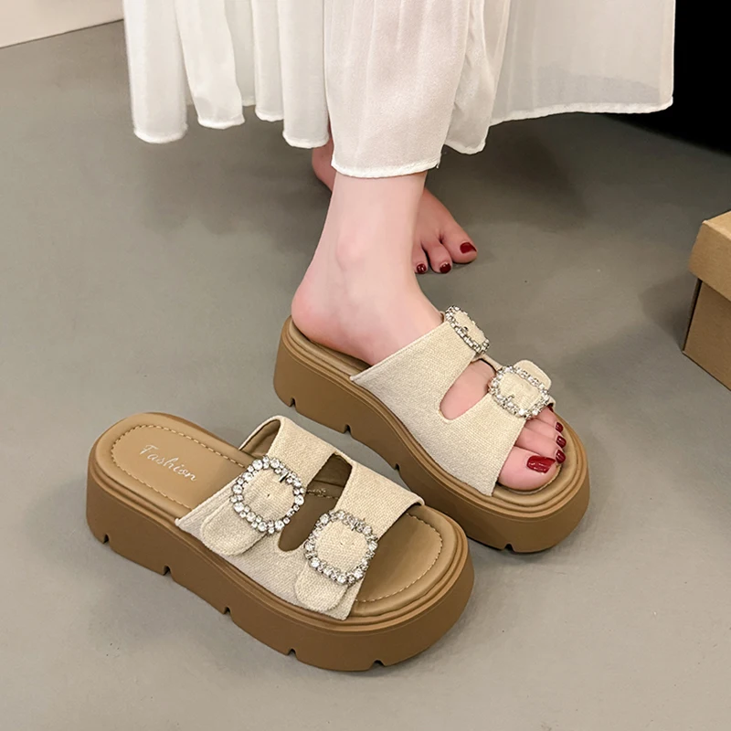 Exquisite Rhinestone High-End Women's Summer Outdoor Wear 2026 New Style Matching Skirt Flat Sandals Anti-Slip Slip-On Slippers
Exquisite Rhinestone High-End Women's Summer Outdoor Wear 2026 New Style Matching Skirt Flat Sandals Anti-Slip Slip-On Slippers