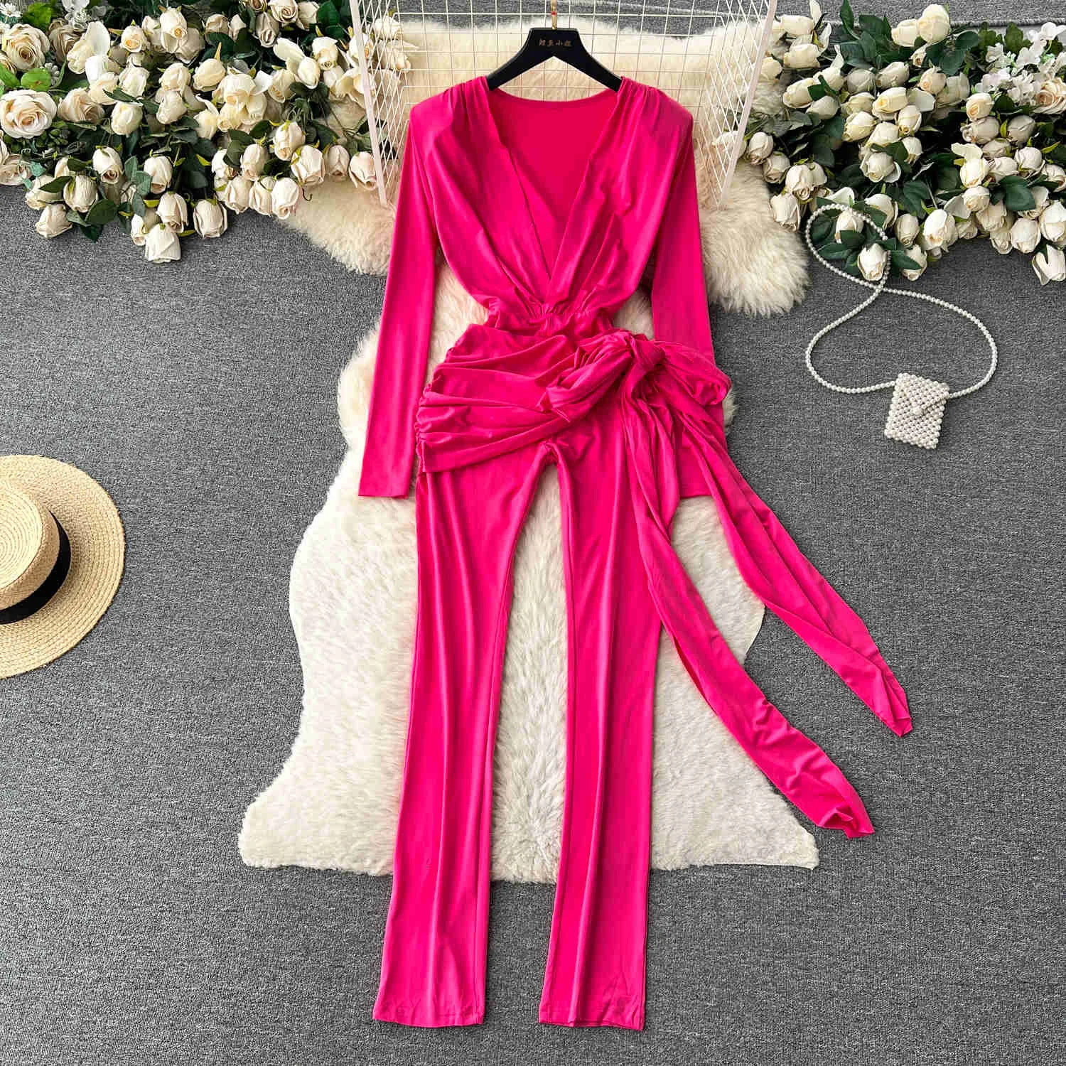 New Fashion Women Jumpsuits 2024 Spring Autumn Solid Color Deep V Neck Long Sleeve Sash Lace-up Full Length Club Party Rompers
New Fashion Women Jumpsuits 2024 Spring Autumn Solid Color Deep V Neck Long Sleeve Sash Lace-up Full Length Club Party Rompers
