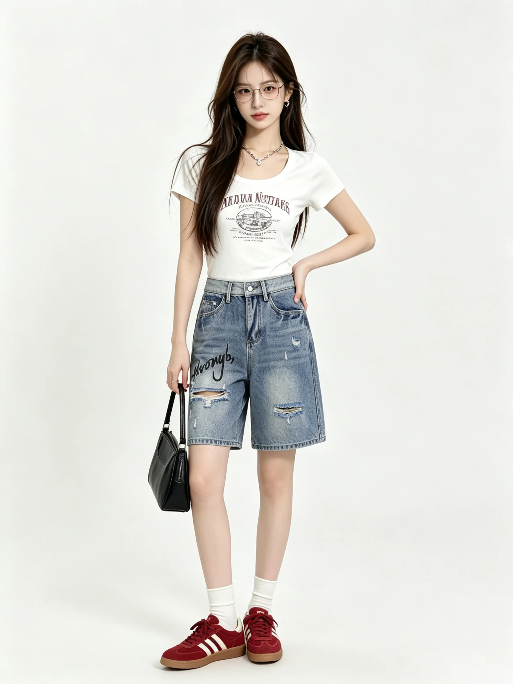 American Washed Denim Short Pants Loose Wide Leg Summer Design Letter Print Five Parts Loose Fit Natural Waist Button Closure
American Washed Denim Short Pants Loose Wide Leg Summer Design Letter Print Five Parts Loose Fit Natural Waist Button Closure