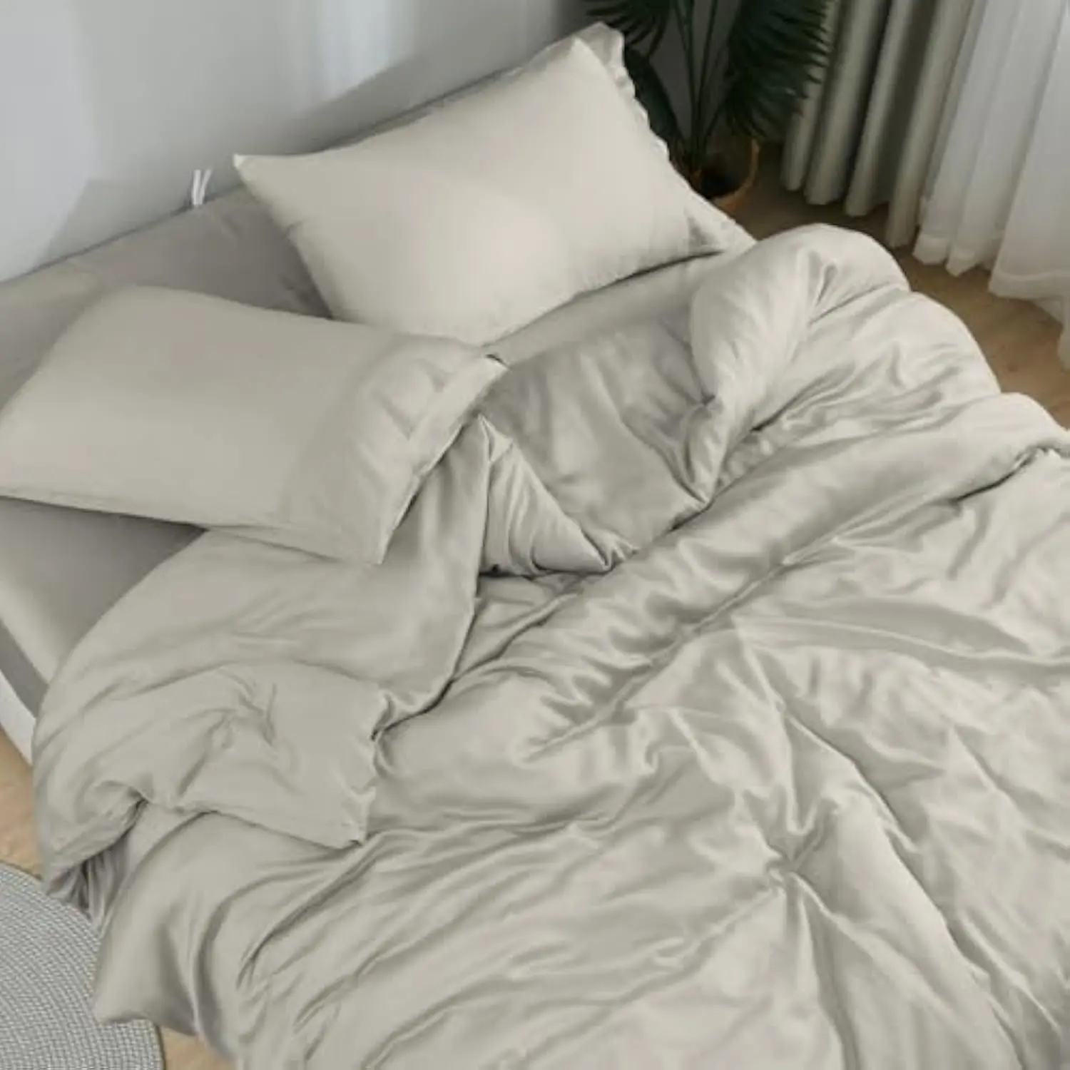 DOZ Sheet Set, 100% Viscose derived from Bamboo, Organically Grown, Buttery Soft, Cooling Sheets, High GSM, Deep Pockets - 4 Pi
DOZ Sheet Set, 100% Viscose derived from Bamboo, Organically Grown, Buttery Soft, Cooling Sheets, High GSM, Deep Pockets - 4 Pi