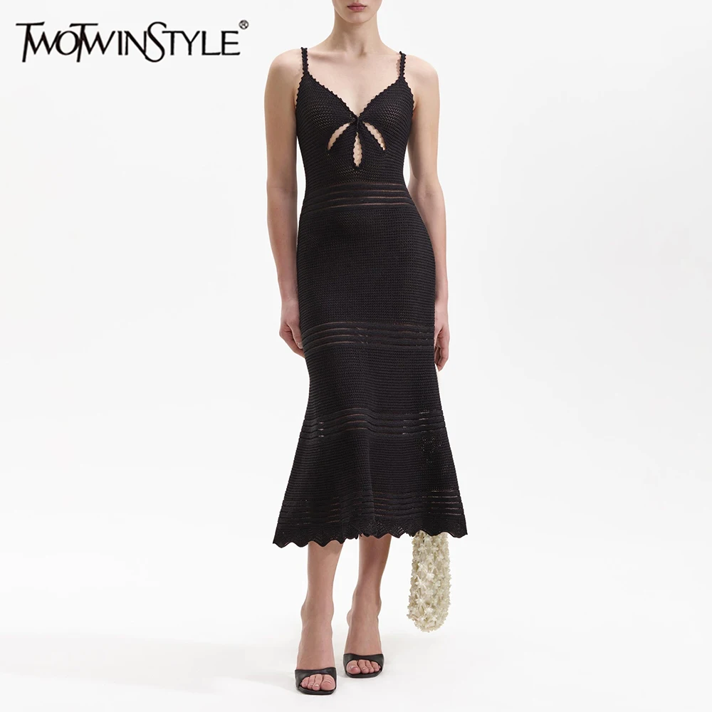 TWOTWINSTYLE Solid Slimming Minimalism Dress for Women V Neck Sleeveless Patchwork Hollowout Dresses Female Fashion New Style
TWOTWINSTYLE Solid Slimming Minimalism Dress for Women V Neck Sleeveless Patchwork Hollowout Dresses Female Fashion New Style