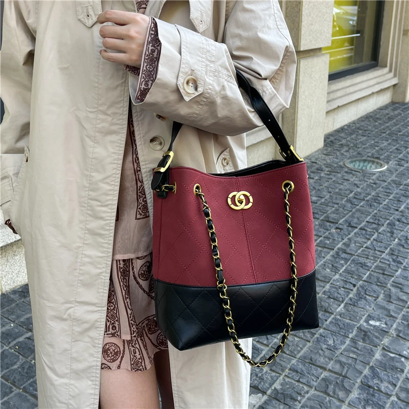 Ladies Leather Tote Bag, Elegant Shoulder Design Popular Classic For Women From Luxury Brand By Famous Designer Handbag
Ladies Leather Tote Bag, Elegant Shoulder Design Popular Classic For Women From Luxury Brand By Famous Designer Handbag
