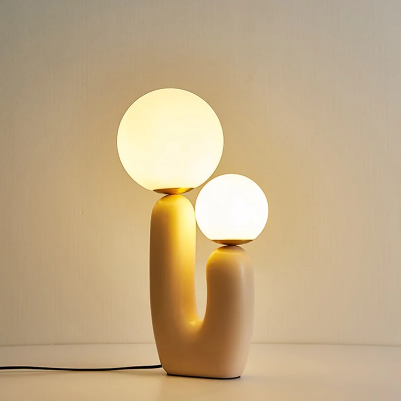 Modern Nightstand Desk Lamp Creative Nordic Living Room Bedside Bedroom Table Lamp with G9 Light Bulbs
Modern Nightstand Desk Lamp Creative Nordic Living Room Bedside Bedroom Table Lamp with G9 Light Bulbs
