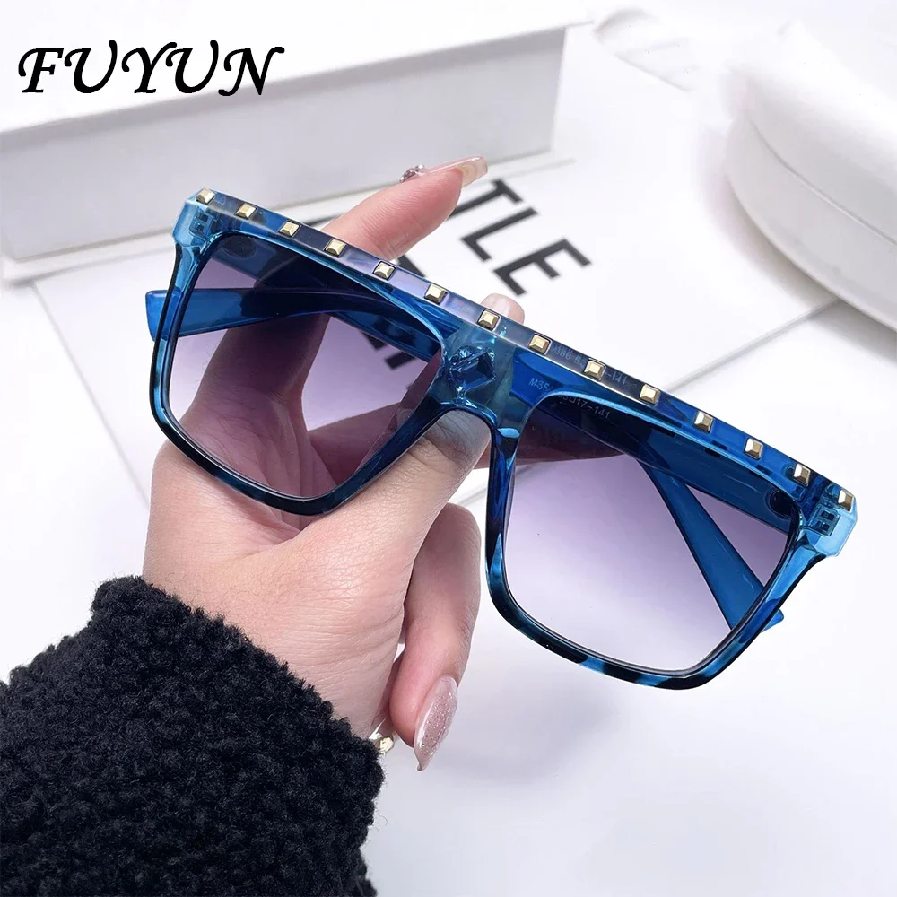 Trendy Rivet Extra Large Rectangular Women's Sunglasses Fashion 2000 Luxury Brand Designer 2023 New Men's Sunglasses UV400
Trendy Rivet Extra Large Rectangular Women's Sunglasses Fashion 2000 Luxury Brand Designer 2023 New Men's Sunglasses UV400