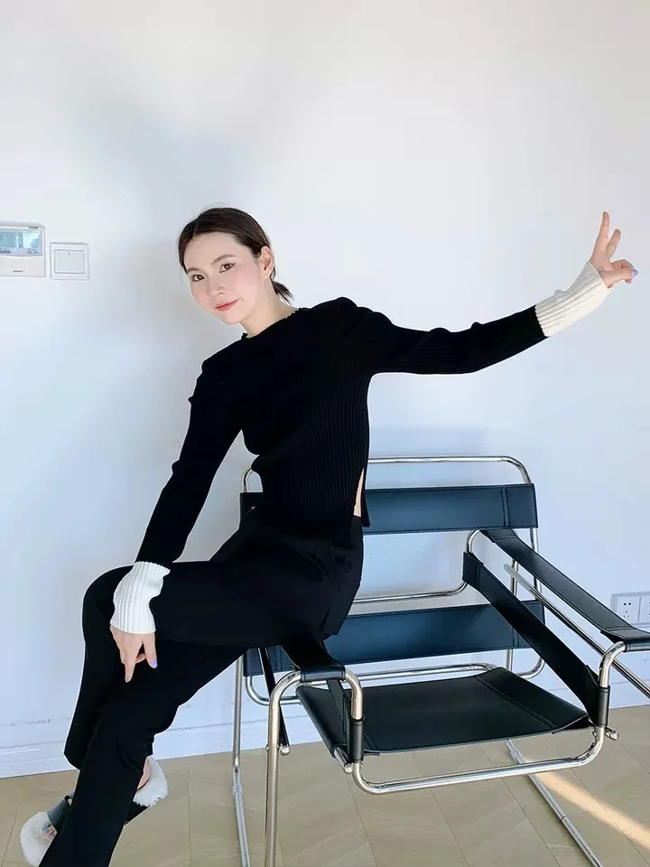 New 2023 Autumn And Winter Women's ClothingColor matching is irregular base sweater 1027 
New 2023 Autumn And Winter Women's ClothingColor matching is irregular base sweater 1027