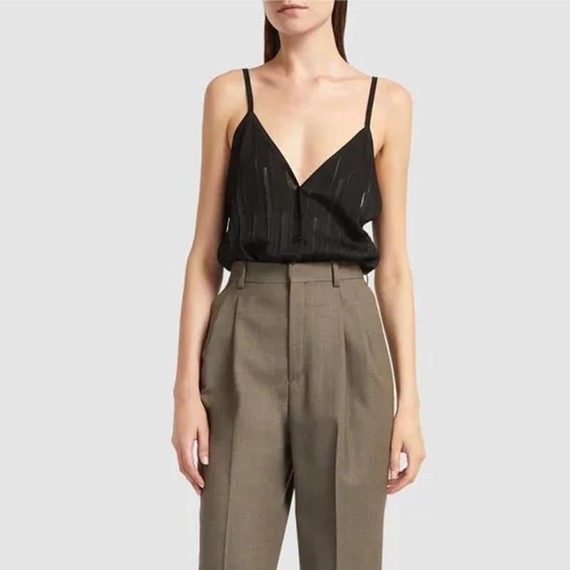 Women's Elegant Black Knitted Camisole High End Clothes Sexy Sleeveless Single-breasted Slim Vest Tops Fashion Summer New 2024
Women's Elegant Black Knitted Camisole High End Clothes Sexy Sleeveless Single-breasted Slim Vest Tops Fashion Summer New 2024