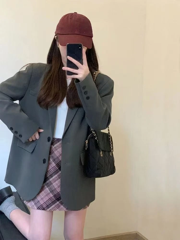 2025 New Women Solid Simple Blazer Spring Autumn Premium Loose Korean Style Student Single Breasted Casual Petite Size Top
2025 New Women Solid Simple Blazer Spring Autumn Premium Loose Korean Style Student Single Breasted Casual Petite Size Top