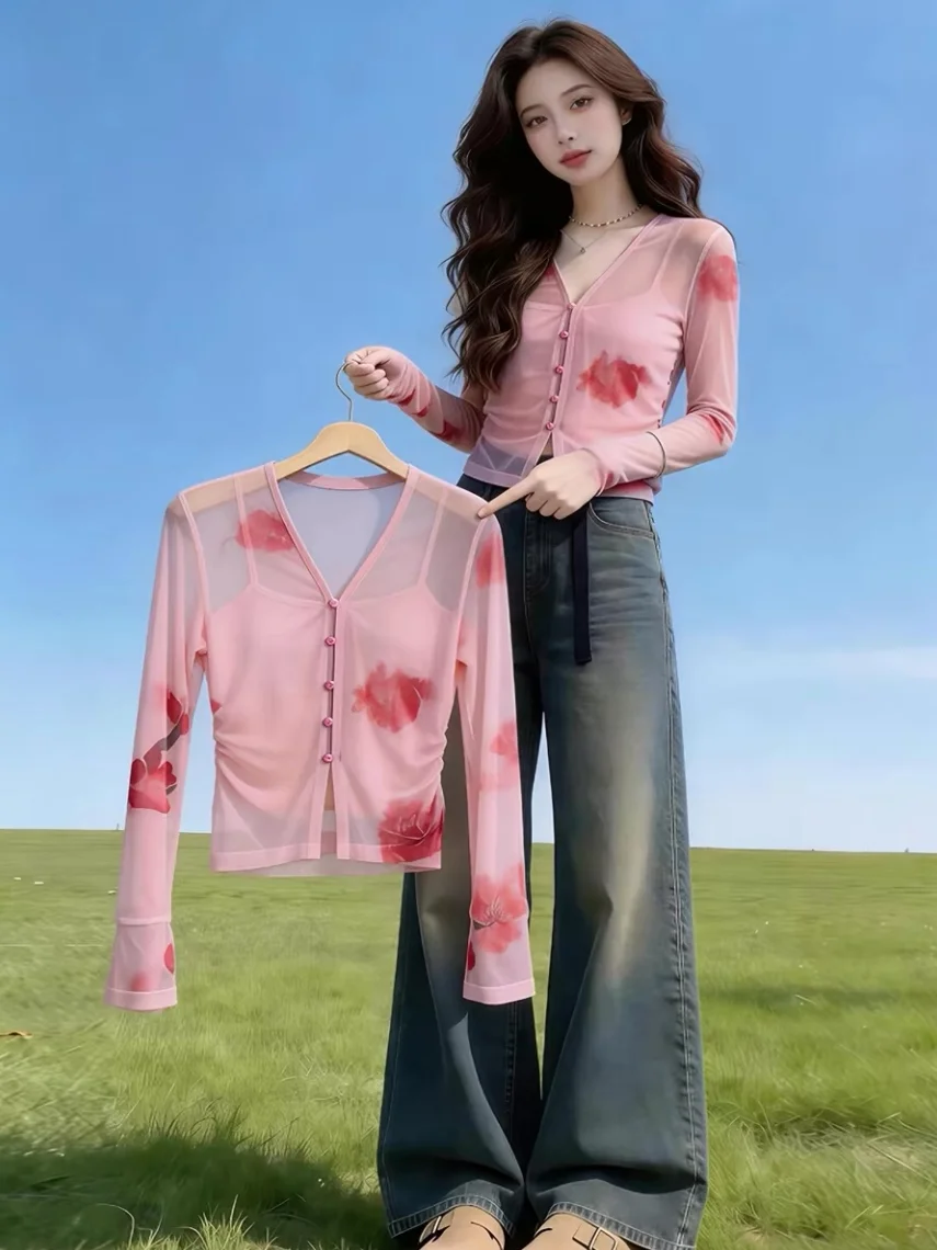 Sweet Style Gradient Print Long Sleeve T-Shirt Women's Summer Fashion Anti-Aging Sunshade Mesh Top Korean Style Slim Fit
Sweet Style Gradient Print Long Sleeve T-Shirt Women's Summer Fashion Anti-Aging Sunshade Mesh Top Korean Style Slim Fit