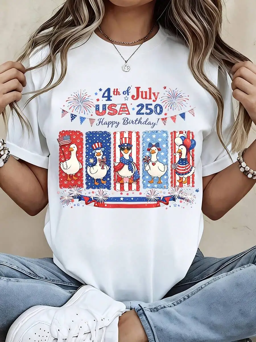 4th Of July USA 250 Happy Birthday Patriotic Ducks Women T-Shirt Casual Top Red White Blue
4th Of July USA 250 Happy Birthday Patriotic Ducks Women T-Shirt Casual Top Red White Blue