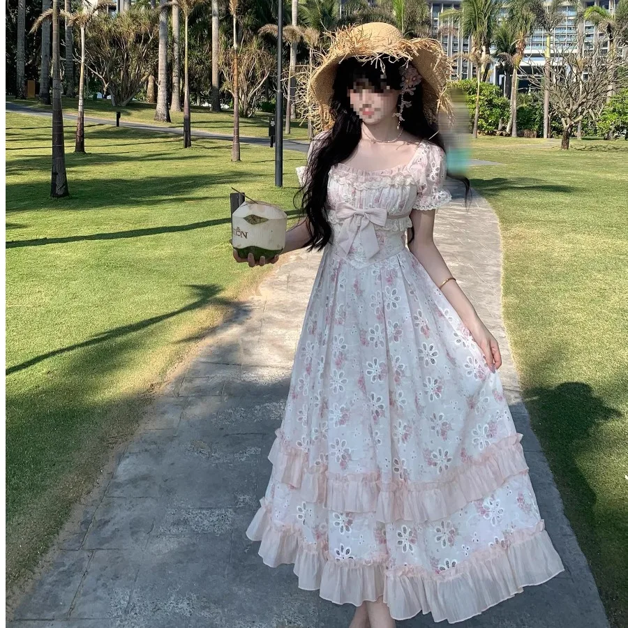【New style】2026 hit holiday style hollow embroidery waist long dress French girl floral dress
【New style】2026 hit holiday style hollow embroidery waist long dress French girl floral dress