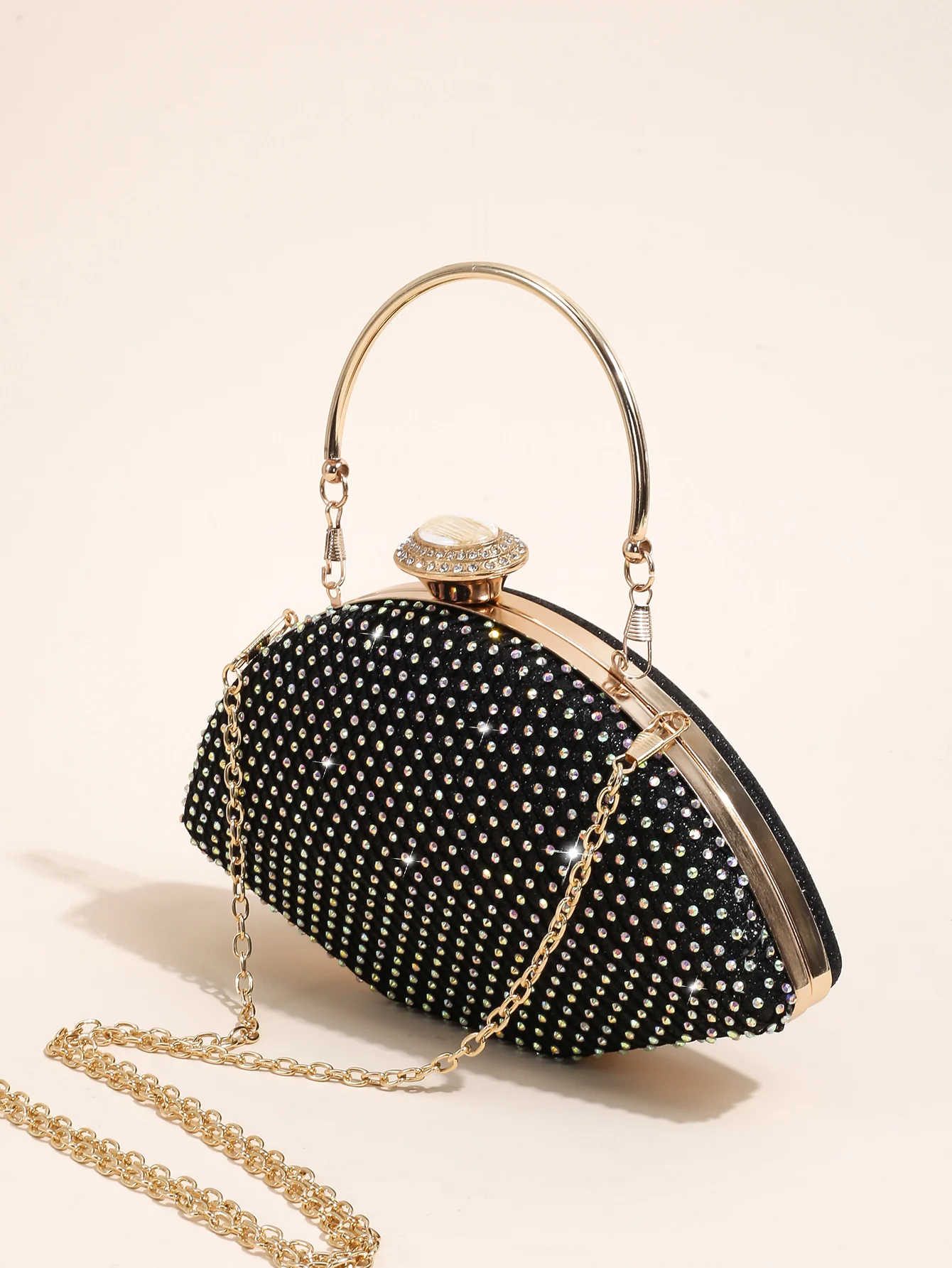 Super Flash Diamond Grid Special-shaped Dinner Bag
Super Flash Diamond Grid Special-shaped Dinner Bag