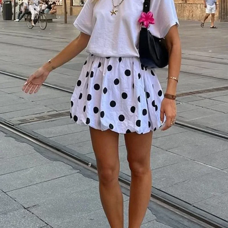 2025 Fashion Polka Dot Skirt Women New Printed Summer Pod Skirt Casual Pleated Commuter Vacation Vintage Y2k High Waist Skirt
2025 Fashion Polka Dot Skirt Women New Printed Summer Pod Skirt Casual Pleated Commuter Vacation Vintage Y2k High Waist Skirt