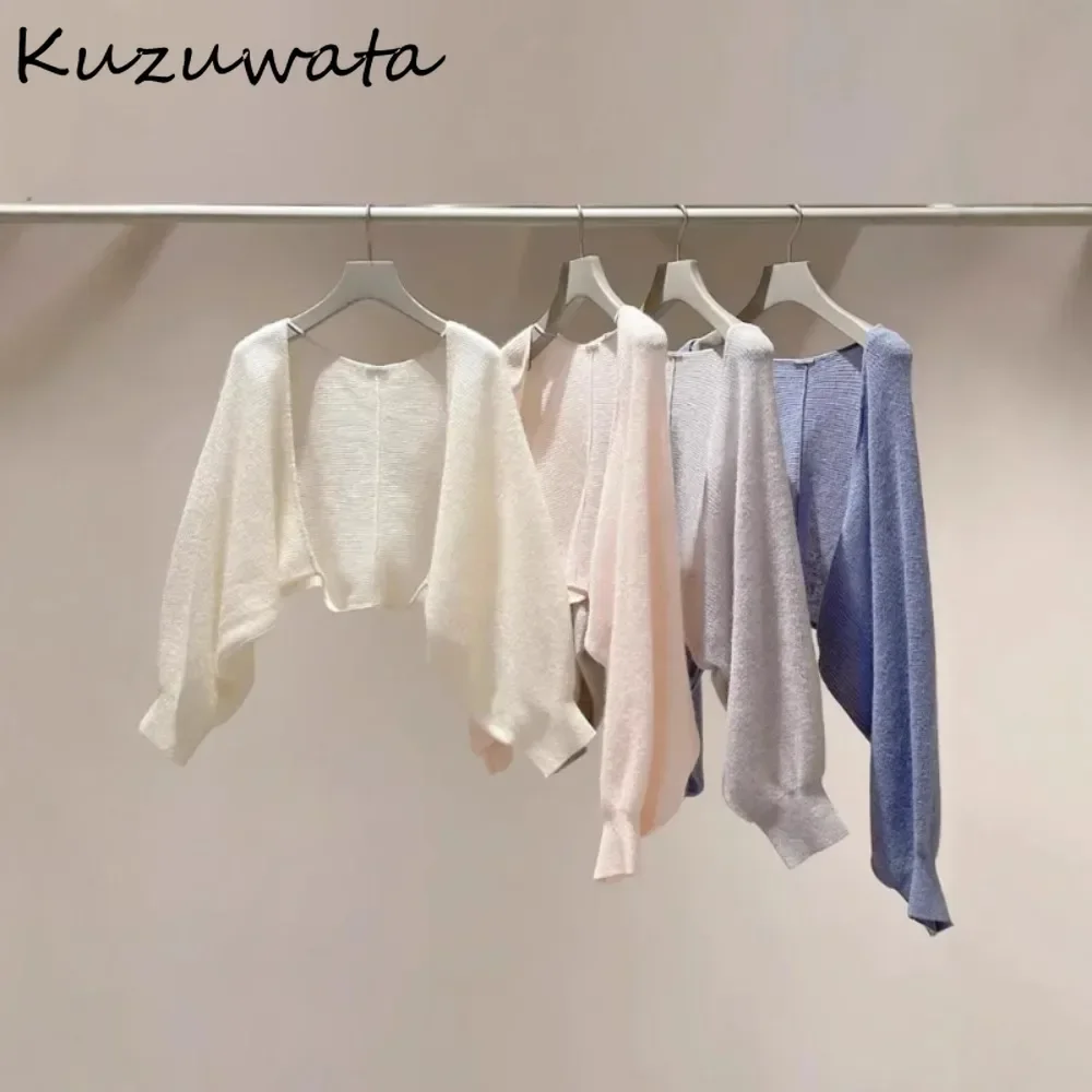 Kuzuwata Solid Gentle Fresh Elegant Cardigan Knit All-match Sweet Loose Batwing Sleeve Literary Jumper Japan 2025 Spring New Top
Kuzuwata Solid Gentle Fresh Elegant Cardigan Knit All-match Sweet Loose Batwing Sleeve Literary Jumper Japan 2025 Spring New Top
