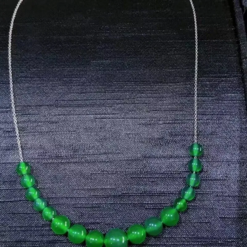 Natural Ice Chalcedony Creative Necklace Agate Collarbone Chain for Men and Women
Natural Ice Chalcedony Creative Necklace Agate Collarbone Chain for Men and Women