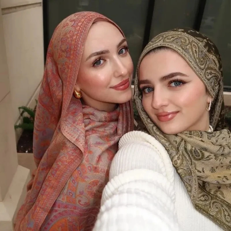 Wholesale Thick Pashmina Scarf Shawl Wrap Paisley Jacquard Stoles Vintage Cashew Scarves Printed Cotton Tippet Sunscreen Hijab
Wholesale Thick Pashmina Scarf Shawl Wrap Paisley Jacquard Stoles Vintage Cashew Scarves Printed Cotton Tippet Sunscreen Hijab