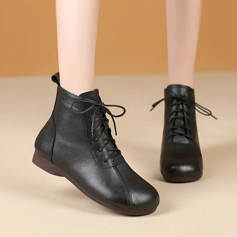 Europe Trend Women's Boots Gray and Black Short Ankle Boots Lady First Layer Genuine Leather Cowhide Middle-aged Mom Boot
Europe Trend Women's Boots Gray and Black Short Ankle Boots Lady First Layer Genuine Leather Cowhide Middle-aged Mom Boot