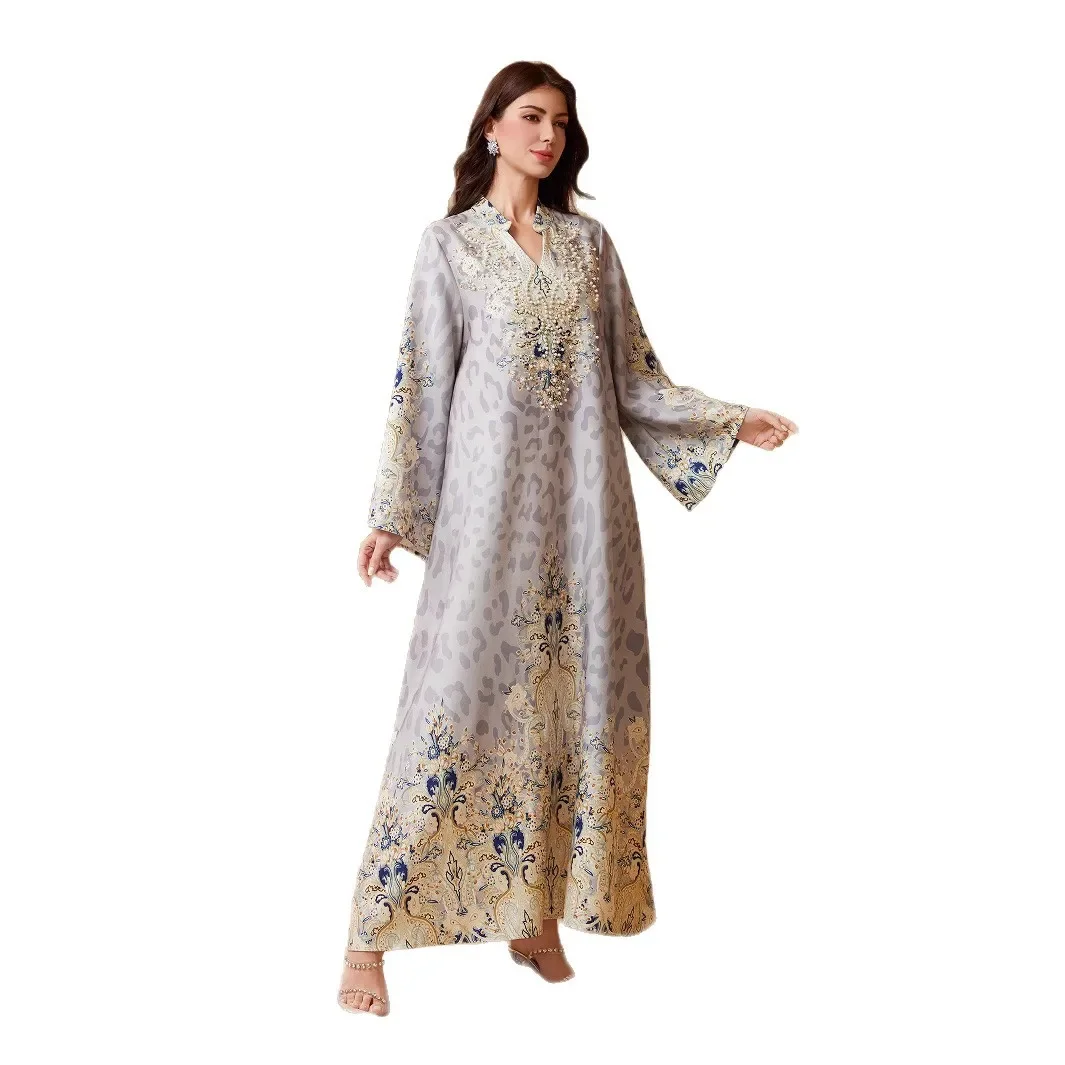 Middle East Cross Border Muslim Robe Leopard Print Beaded Hot Diamond Arabian Dress Female Abayas
Middle East Cross Border Muslim Robe Leopard Print Beaded Hot Diamond Arabian Dress Female Abayas