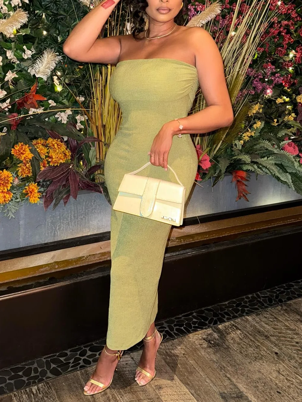 Women's Sexy Style Tube Top Style Sleeveless Midi Dress Summer Slim Off Shoulder Dress Fashion Party Dress Vestidos
Women's Sexy Style Tube Top Style Sleeveless Midi Dress Summer Slim Off Shoulder Dress Fashion Party Dress Vestidos