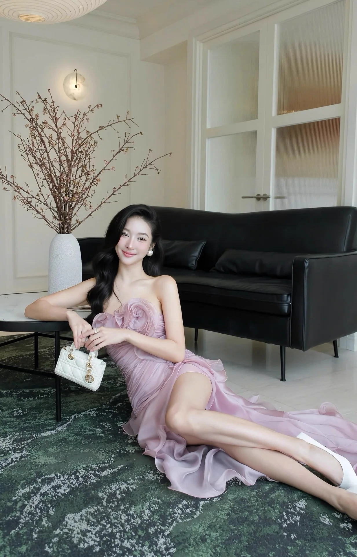 Elegant Lavender Strapless 3D Rosette Evening Gowns Sexy Off Shoulder Tiered Ruffle Asymmetrical Hem Maxi Dress Lady Prom Dress
Elegant Lavender Strapless 3D Rosette Evening Gowns Sexy Off Shoulder Tiered Ruffle Asymmetrical Hem Maxi Dress Lady Prom Dress