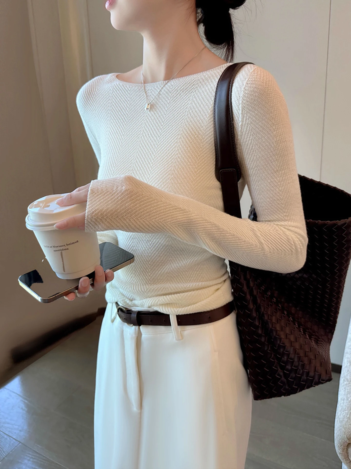 Pure Color Long Sve Crew Ne Трикотаж Base irt Sli Commute Faion средней весы Мягкий средней длины для молодежного образа
Pure Color Long Sve Crew Ne Трикотаж Base irt Sli Commute Faion средней весы Мягкий средней длины для молодежного образа