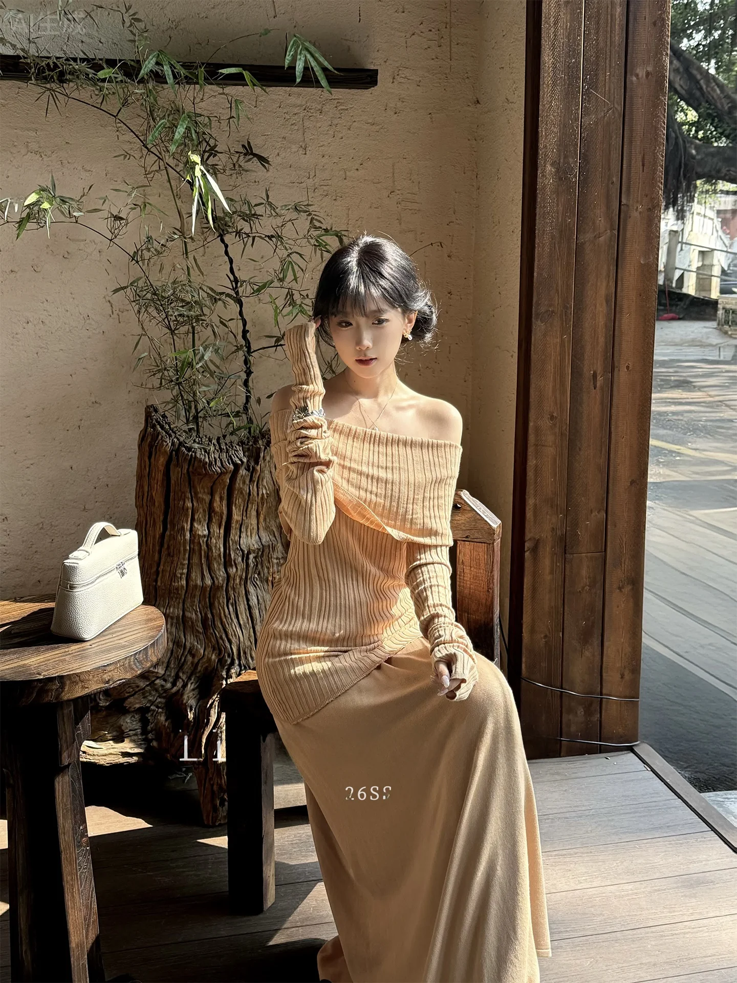 LISWAYMODE Gentle Knitted One-Shoulder Top Women's Spring New Two-Piece Set Soft Style Long Sleeve Casual Comfortable Fit
LISWAYMODE Gentle Knitted One-Shoulder Top Women's Spring New Two-Piece Set Soft Style Long Sleeve Casual Comfortable Fit