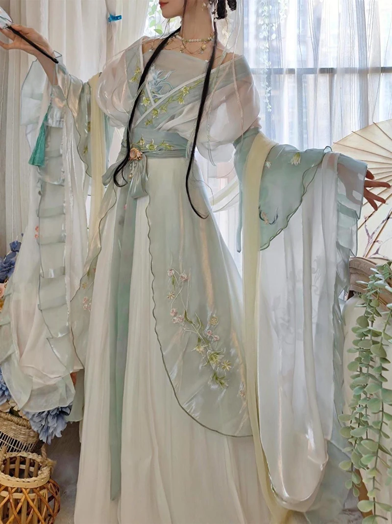 Hanfu Women Chinese Traditional Embroidery Stage Dance Dress Female Fairy Cosplay Costume Summer Hanfu Green White Dress Gift
Hanfu Women Chinese Traditional Embroidery Stage Dance Dress Female Fairy Cosplay Costume Summer Hanfu Green White Dress Gift