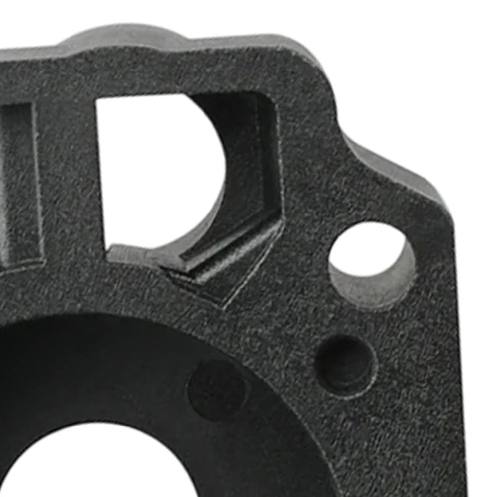 Outboard Motor Upper Pump Case 348-65016-1 Compatible with For Tohatsu 25HP 30HP 40HP For Nissan Marine Engines
Outboard Motor Upper Pump Case 348-65016-1 Compatible with For Tohatsu 25HP 30HP 40HP For Nissan Marine Engines