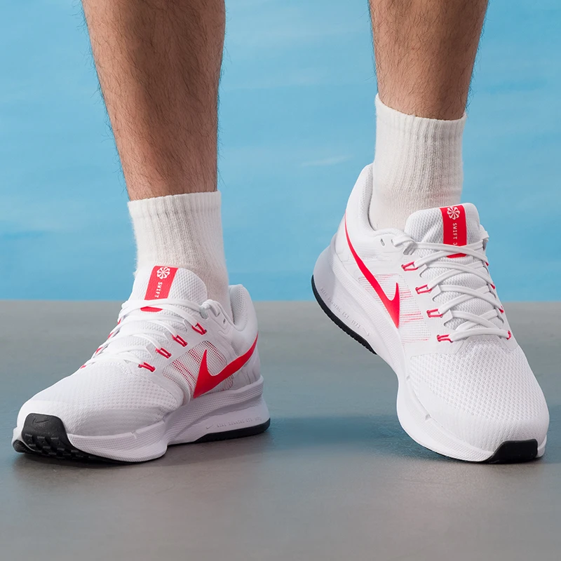 Мужские кроссовки Nike Run Swift 3, мягкие, удобные, стильные, амортизирующие спортивные кроссовки, обувь для путешествий, фитнеса, повседневная обувь Dr2695-109
Мужские кроссовки Nike Run Swift 3, мягкие, удобные, стильные, амортизирующие спортивные кроссовки, обувь для путешествий, фитнеса, повседневная обувь Dr2695-109