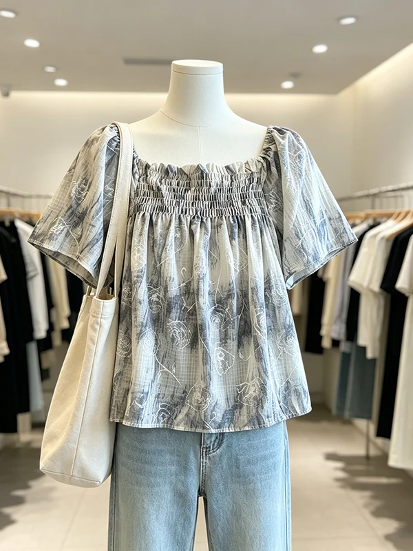Unique Large Size Square Collar Dyed Chiffon Short Sleeve Shirt Women's Fashionable Versatile Top Commute Style Korean Version
Unique Large Size Square Collar Dyed Chiffon Short Sleeve Shirt Women's Fashionable Versatile Top Commute Style Korean Version