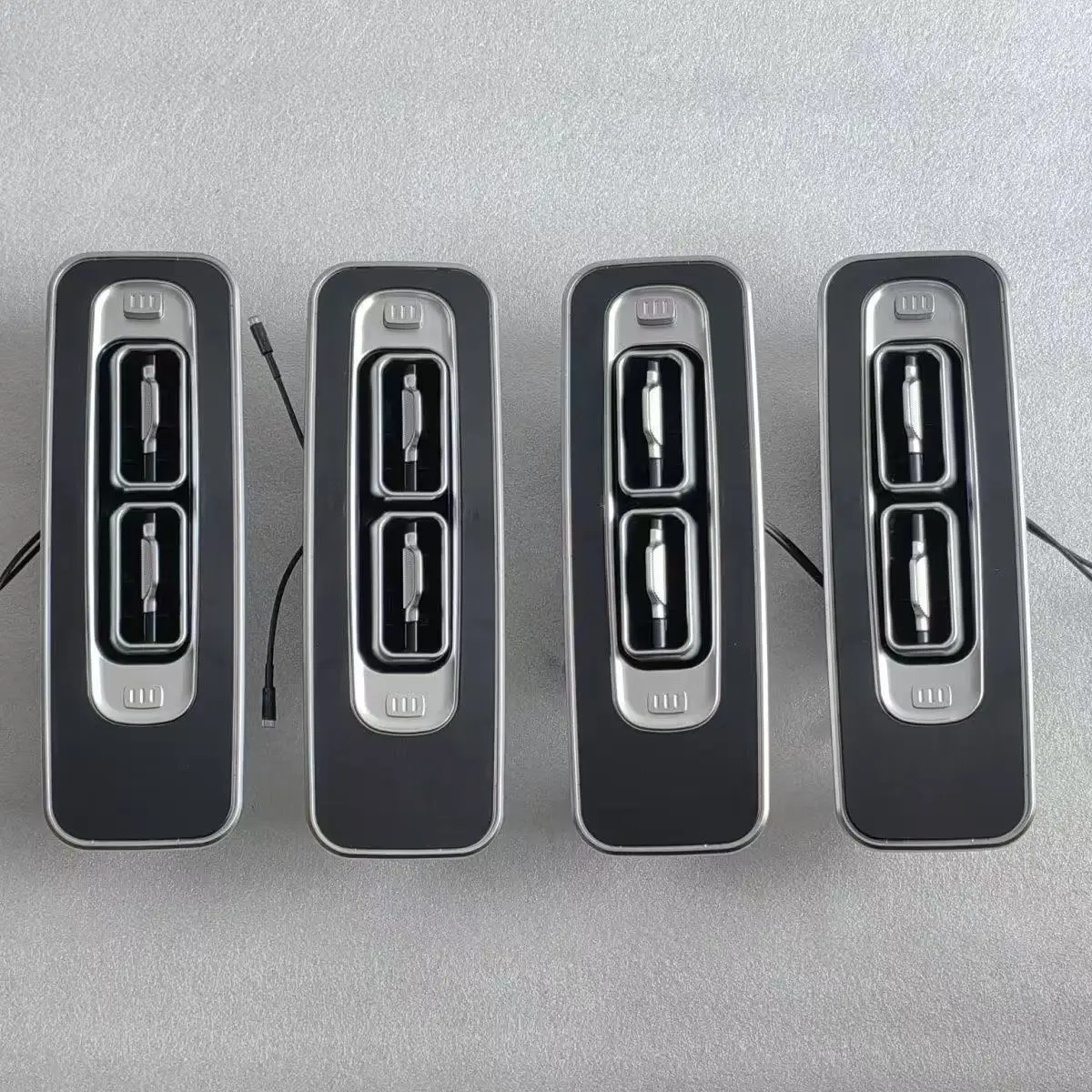 4pcs Car Accessories for Mercedes-Benz vito V-Class W447 2014-2023 ABS Matte Interior Rear Roof Air Vent Outlet Cover Trim
4pcs Car Accessories for Mercedes-Benz vito V-Class W447 2014-2023 ABS Matte Interior Rear Roof Air Vent Outlet Cover Trim