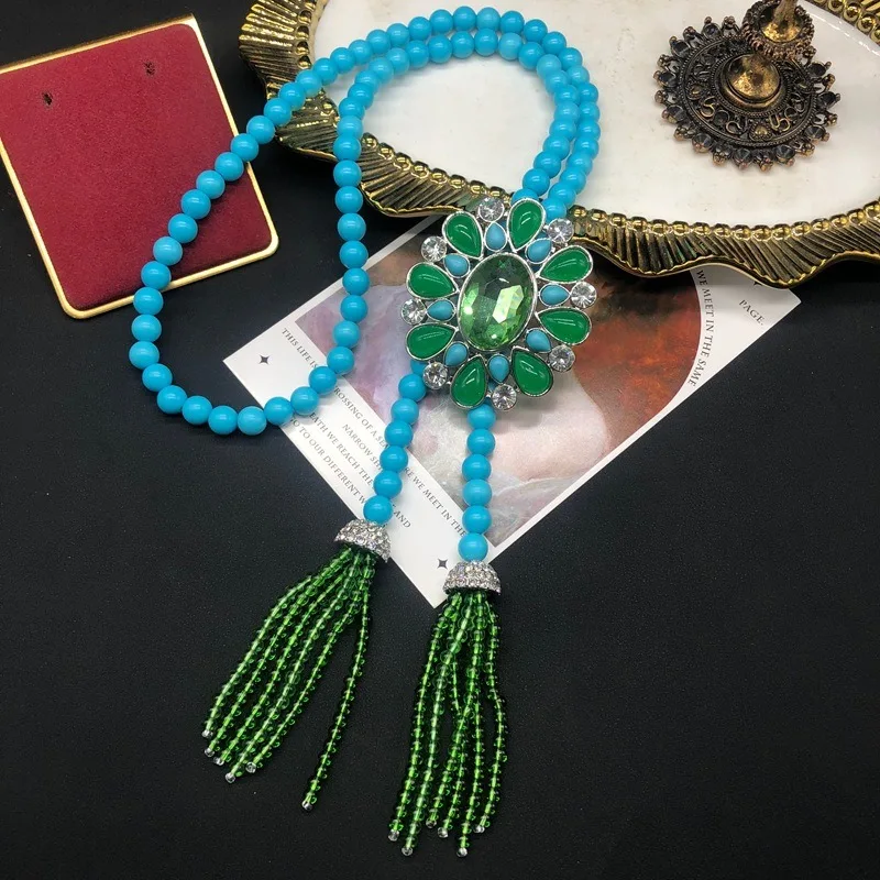 Medieval Necklace, High-end Design Sense, Turquoise Diamond-encrusted Fringed Sweater Chain, Brooch, Dual-purpose Temperament, V
Medieval Necklace, High-end Design Sense, Turquoise Diamond-encrusted Fringed Sweater Chain, Brooch, Dual-purpose Temperament, V