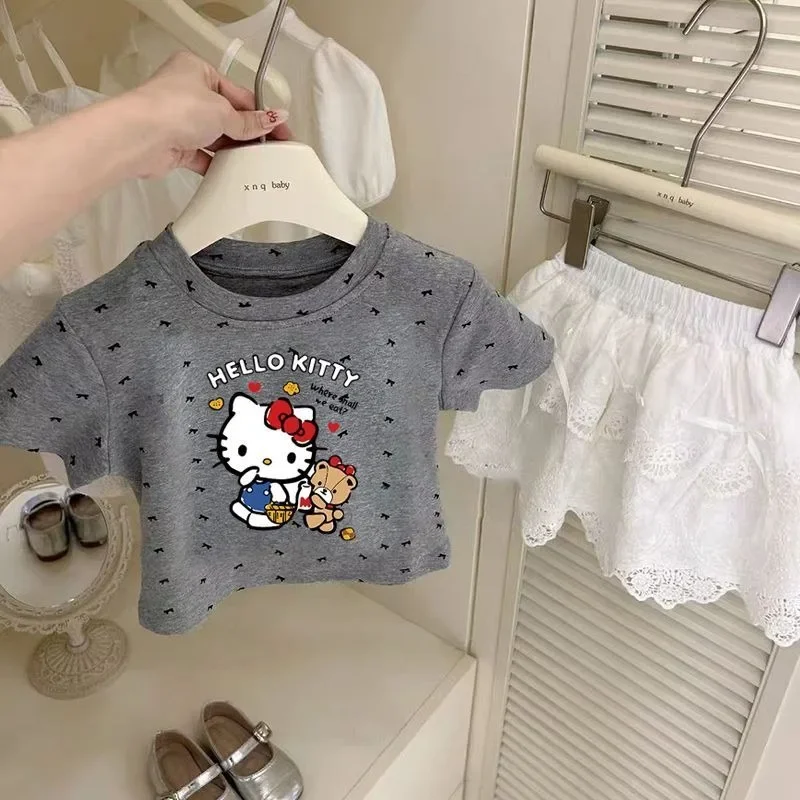 2025 Hello Kitty Kawaii Anime Sanrio Ins Fashion Summer Shirt Cute Printed Kt Cat Casual Hoodie Clothes Baby Gifts Toys
2025 Hello Kitty Kawaii Anime Sanrio Ins Fashion Summer Shirt Cute Printed Kt Cat Casual Hoodie Clothes Baby Gifts Toys