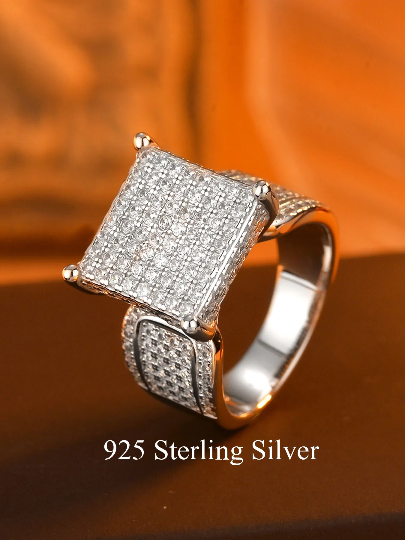 925 Sterling Silver Lady's Ring, Light Luxury Fashion, Princess Square Design, Fully Set With 5A Zirconia, Suitable For Daily
925 Sterling Silver Lady's Ring, Light Luxury Fashion, Princess Square Design, Fully Set With 5A Zirconia, Suitable For Daily