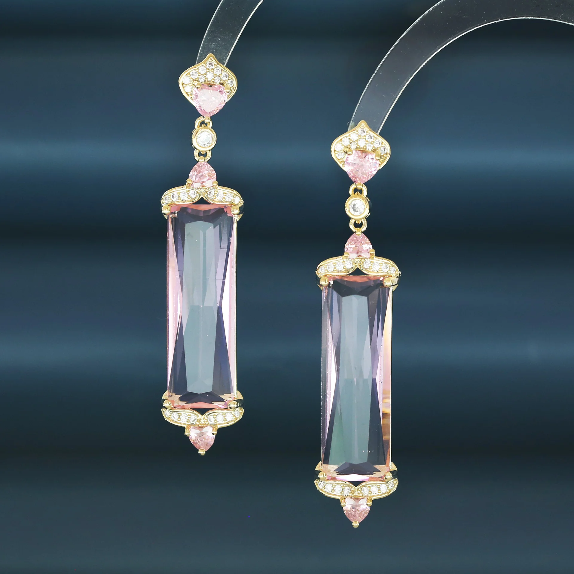 925 Silver Luxury Green Gemstone Long Drop Earrings for Women, Gold Plated CZ Dangle Earrings, Party Jewelry
925 Silver Luxury Green Gemstone Long Drop Earrings for Women, Gold Plated CZ Dangle Earrings, Party Jewelry