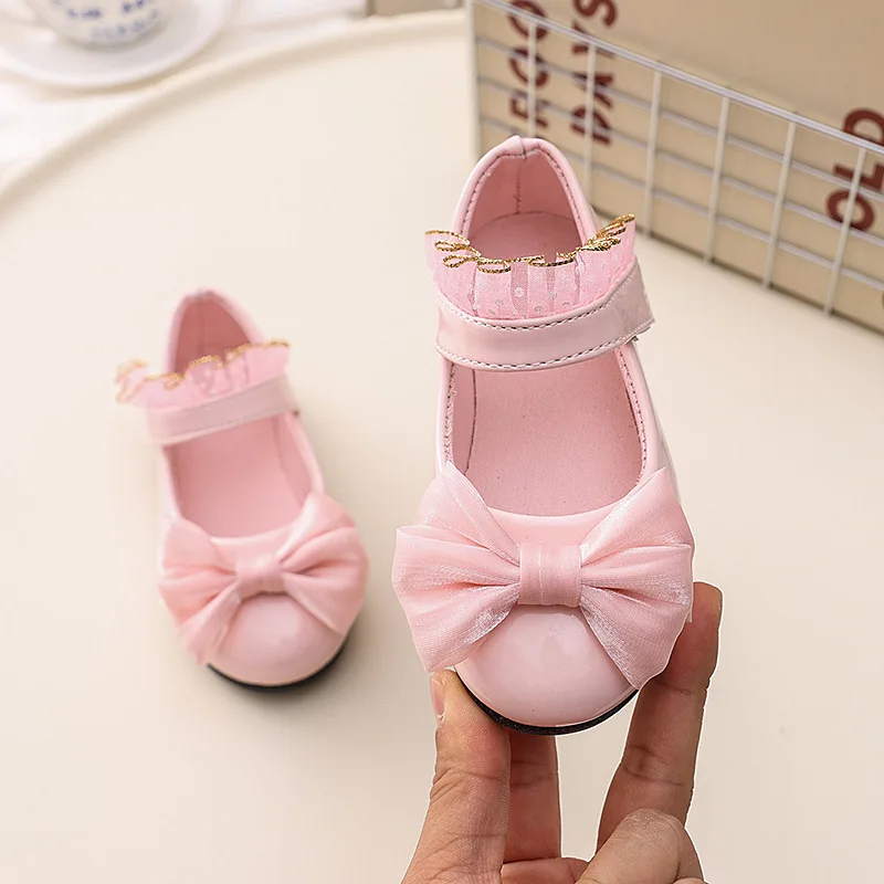 New Sandal Fashion Simple Anti Slip Girl Shoe Soft Comfort Casual Lightweight Kid Shoes Flat Summer Versatile Princess Shoes
New Sandal Fashion Simple Anti Slip Girl Shoe Soft Comfort Casual Lightweight Kid Shoes Flat Summer Versatile Princess Shoes