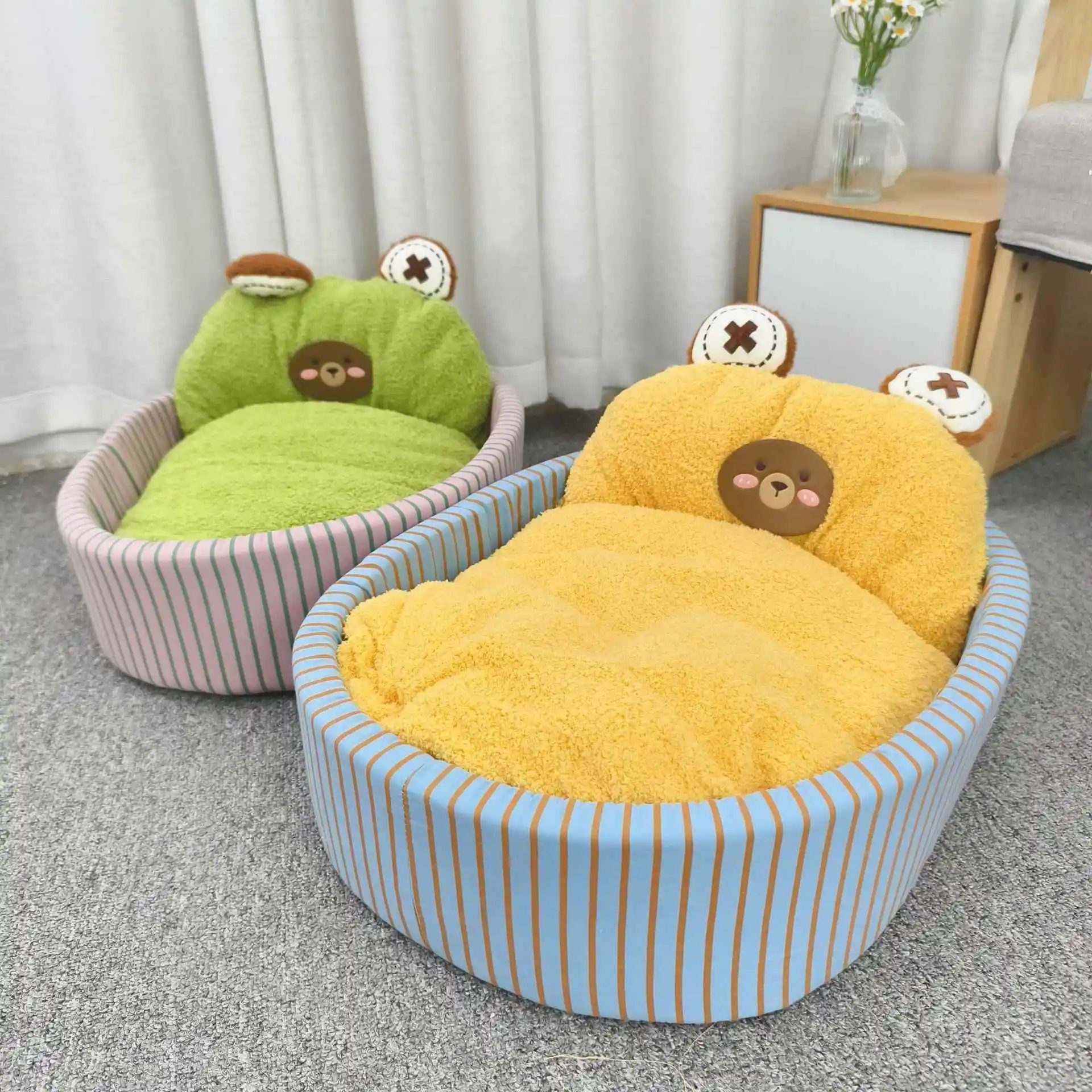 Quzhou Color Winter Warmth Dog Bed Quzhou Color Semi-Closed Style Pet House All-Season Universal Dog House Pet Sleeping Nest
Quzhou Color Winter Warmth Dog Bed Quzhou Color Semi-Closed Style Pet House All-Season Universal Dog House Pet Sleeping Nest