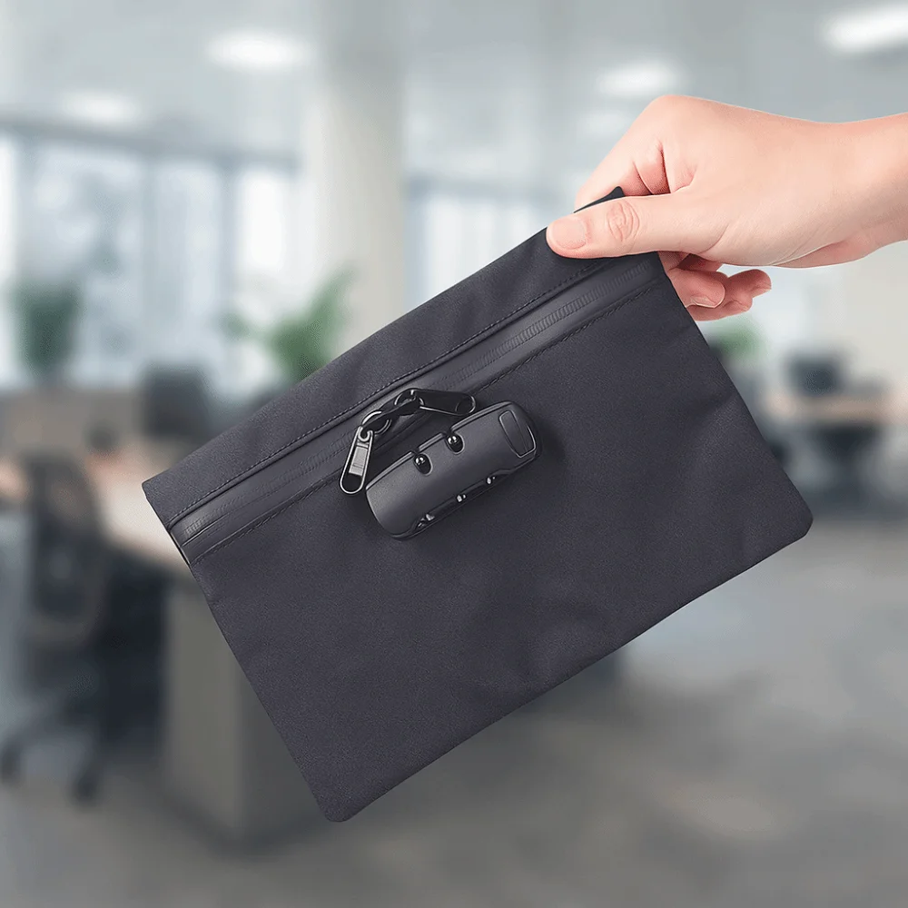 Combination Lock Money Bag with Lock Canvas Zip Closure Portable Locking Pouch Waterproof Portable Security Document Bag Travel
Combination Lock Money Bag with Lock Canvas Zip Closure Portable Locking Pouch Waterproof Portable Security Document Bag Travel