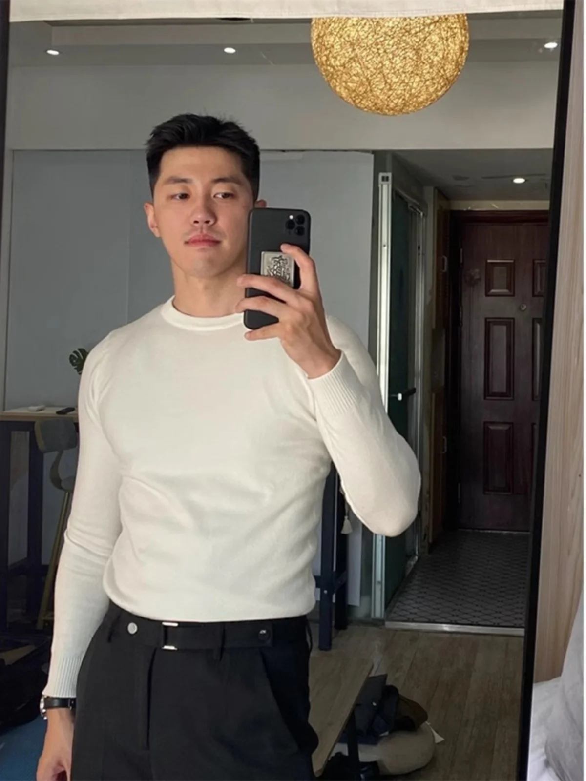 Men's round Neck Knitwear Fleece Lined Slim Fit Base Layer Shirt Trendy Korean Style Pure Color Winter Long Sleeve Sweater
Men's round Neck Knitwear Fleece Lined Slim Fit Base Layer Shirt Trendy Korean Style Pure Color Winter Long Sleeve Sweater