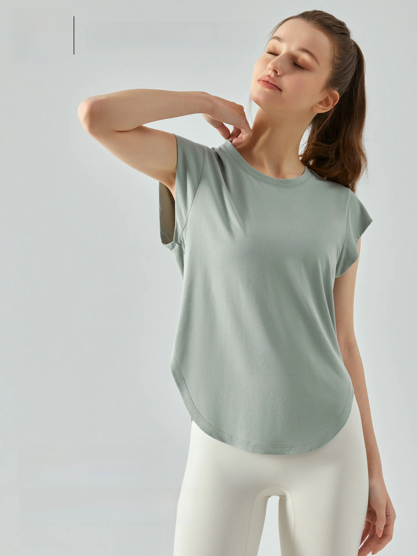 Свободный жилет для йоги, женский топ для тренировок по бегу, спортивная футболка ort Sve Fitn, футболка Person U-Neline Moisture ng
Свободный жилет для йоги, женский топ для тренировок по бегу, спортивная футболка ort Sve Fitn, футболка Person U-Neline Moisture ng