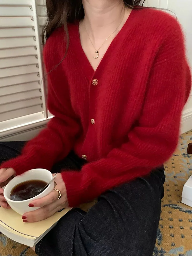 Cherry red gentle wind V-neck 100% pure cashmere cardigan women loose thick sweater temperament coat winter
Cherry red gentle wind V-neck 100% pure cashmere cardigan women loose thick sweater temperament coat winter