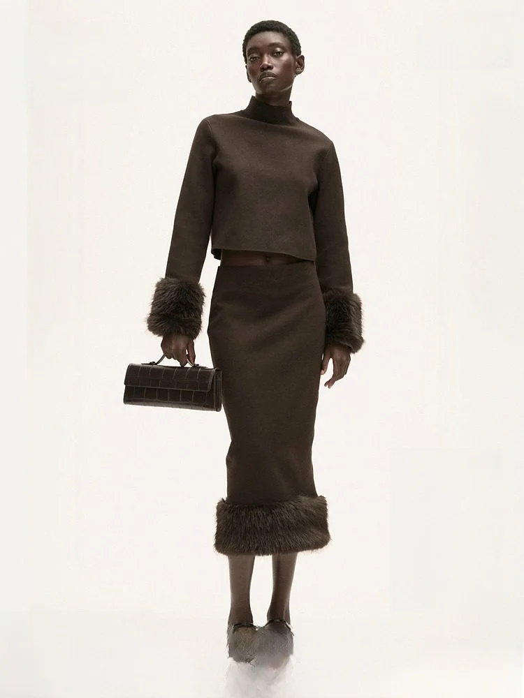 Женский вязаный свитер H&M с высоким воротом, весенний, тонкой вязки, 305499, повседневный, средней мягкости, укороченный, стандартный крой
Женский вязаный свитер H&M с высоким воротом, весенний, тонкой вязки, 305499, повседневный, средней мягкости, укороченный, стандартный крой