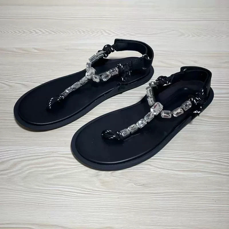 Sparkly ~ Roman wind flat rope knot hundred toe outside wearing flip-flops sandals women's summer
Sparkly ~ Roman wind flat rope knot hundred toe outside wearing flip-flops sandals women's summer