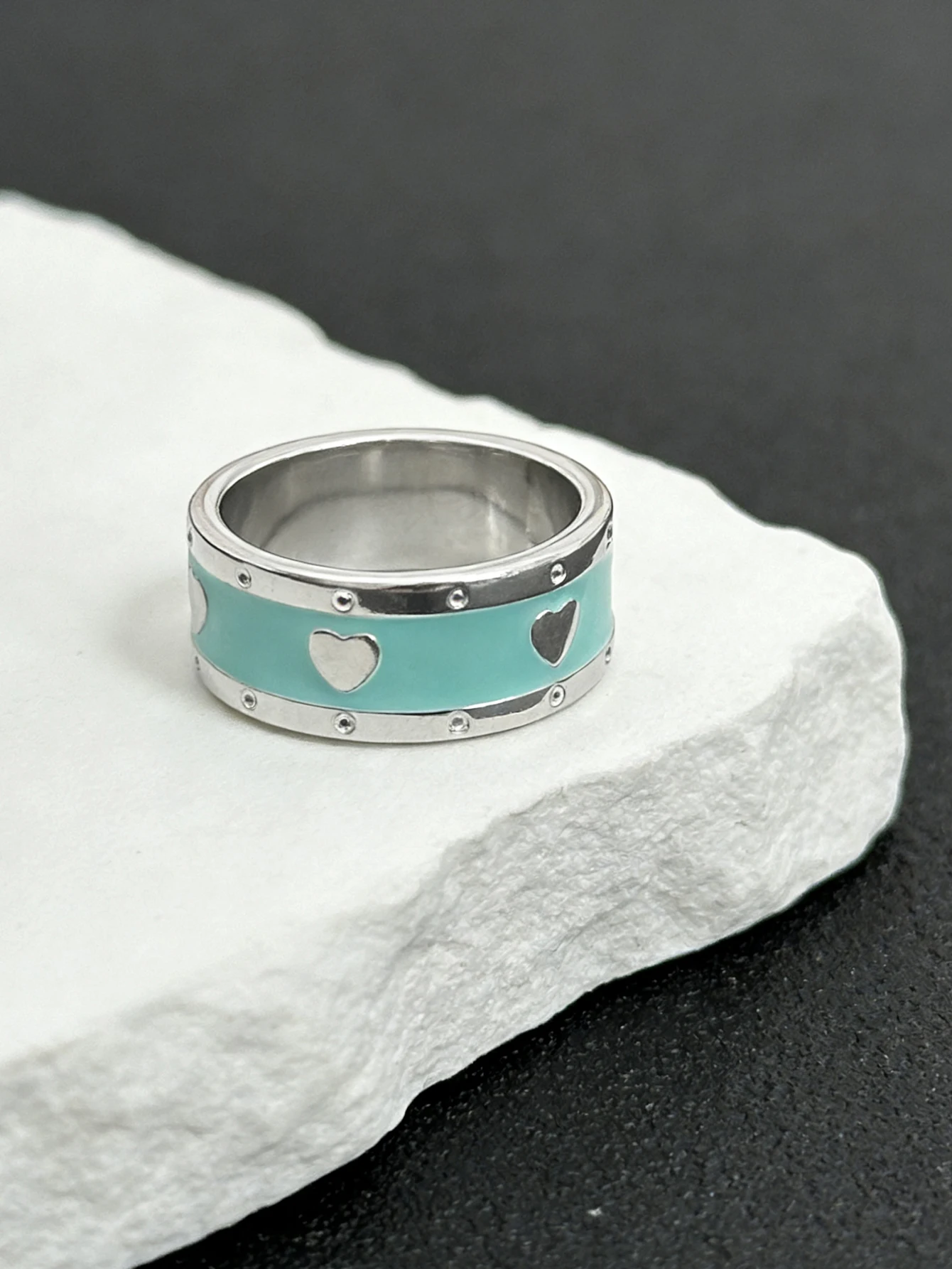 1 piece of minimalist enamel blue heart plated s925 silver ring specially designed for women, stylish and versatile ring
1 piece of minimalist enamel blue heart plated s925 silver ring specially designed for women, stylish and versatile ring
